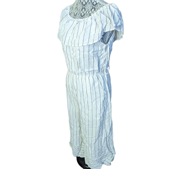 Yaya & Co Striped Jumpsuit - Picture 5 of 9